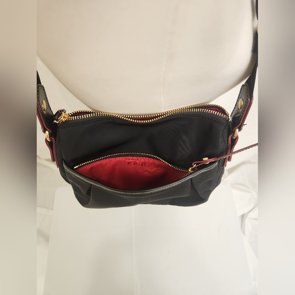 MZ Wallace - Elegant Black Shoulder Bag/Crossbody Bag - Picture 6 of 16